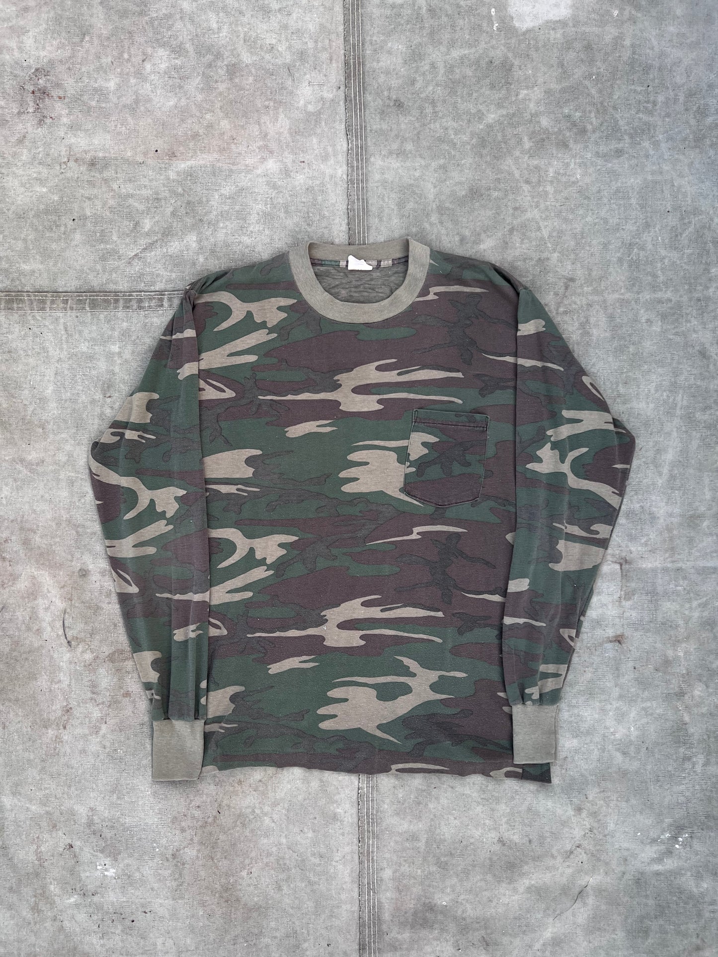 1980s CAMO LONG SLEEVE