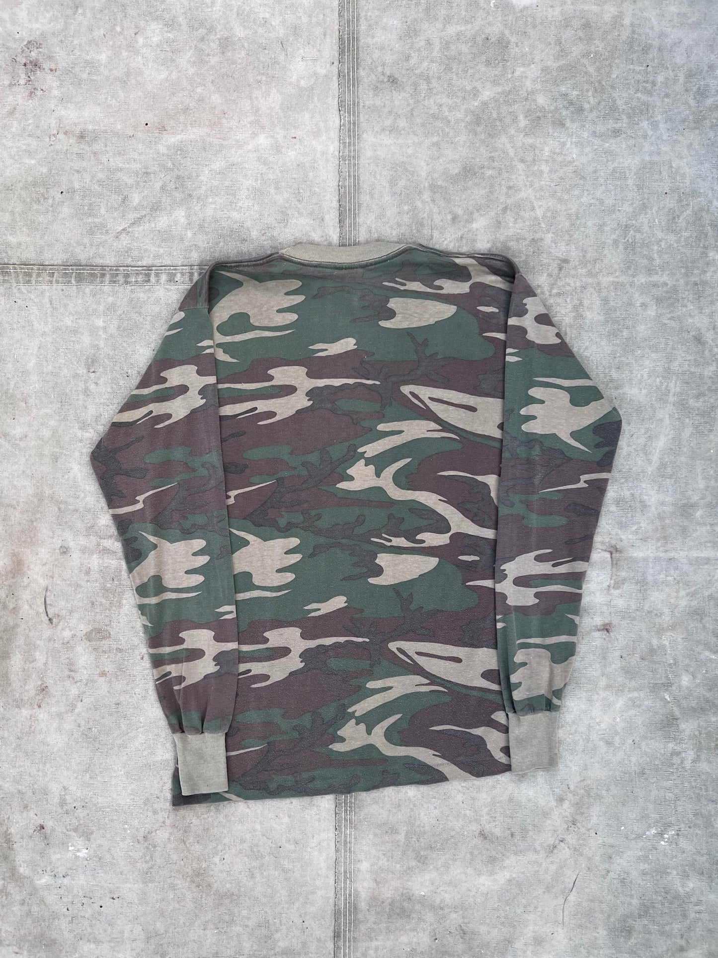 1980s CAMO LONG SLEEVE